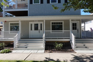 413A First St